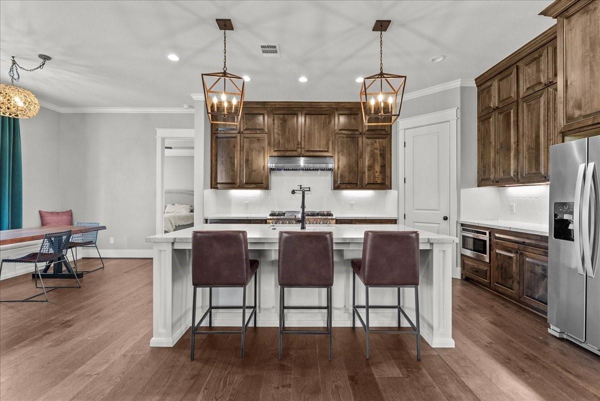 15719 S Tower Circle