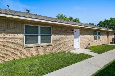 Photo of 4401 Denmark Street, Houston, TX 77016 (MLS # 92205430)