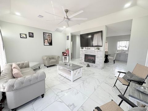 Tiny photo for 1238 Road 57211, Cleveland, TX 77327 (MLS # 18126664)