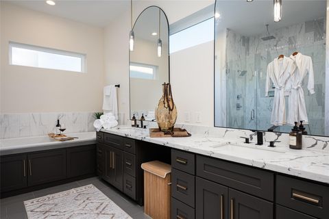 Tiny photo for 911 Thompson Street, Houston, TX 77007 (MLS # 65601419)
