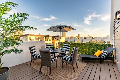 Tiny photo for 911 Thompson Street, Houston, TX 77007 (MLS # 65601419)