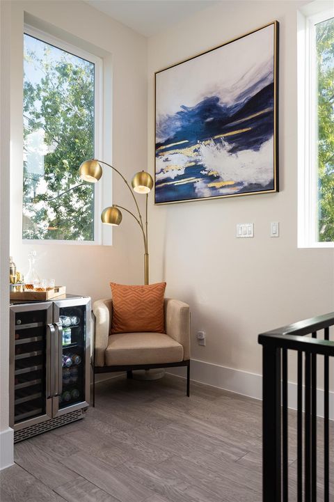 Tiny photo for 911 Thompson Street, Houston, TX 77007 (MLS # 65601419)