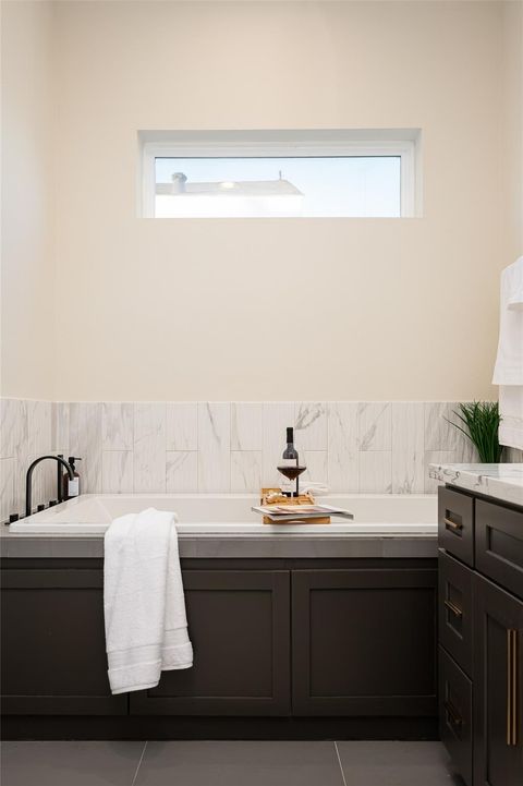 Tiny photo for 911 Thompson Street, Houston, TX 77007 (MLS # 65601419)