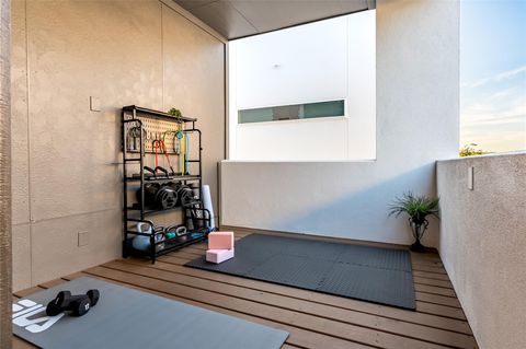 Tiny photo for 911 Thompson Street, Houston, TX 77007 (MLS # 65601419)