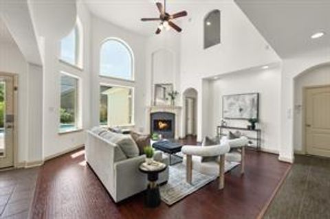 Photo of 4603 Red Hawk Court W, Sugar Land, TX 77479 (MLS # 24120933)