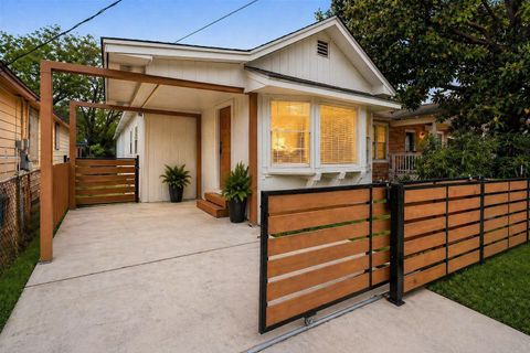 Photo of 7630 Canal Street, Houston, TX 77012 (MLS # 96913004)