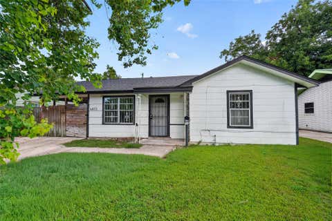 Photo of 4813 Brinkley Street, Houston, TX 77033 (MLS # 98598701)