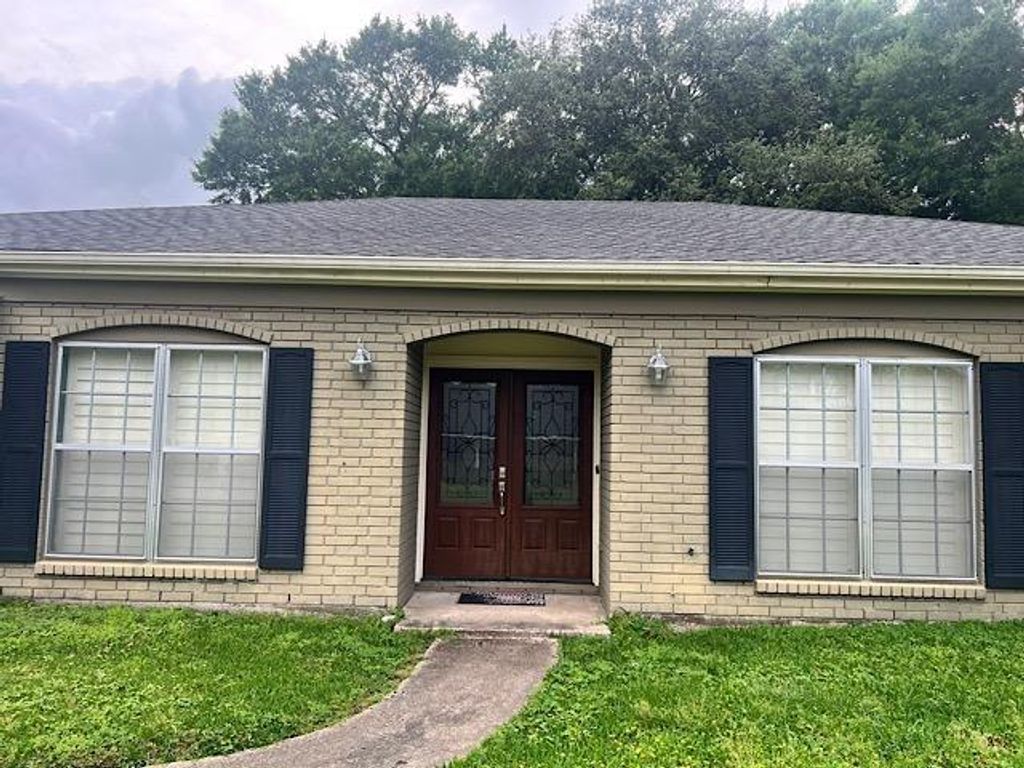 Photo of 1365 Sheridan Lane, Beaumont, TX 77706 (MLS # 13395263)