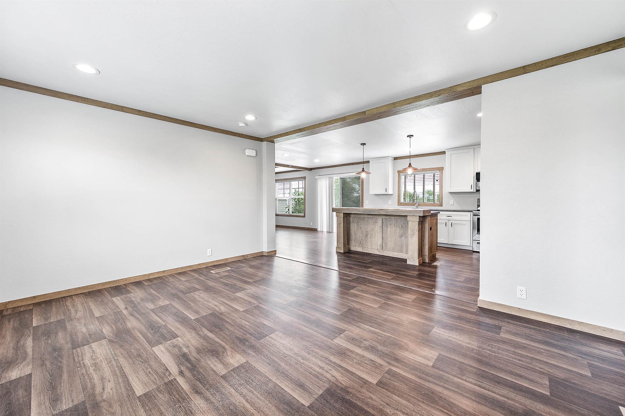 1005 County Road 643
