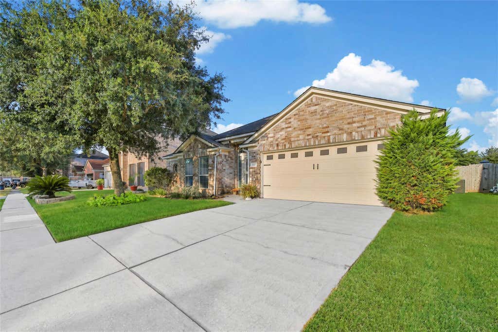 Photo of 16527 Morning Shadows Way, Humble, TX 77346 (MLS # 74990025)