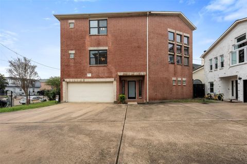 Photo of 9716 Linkmeadow Lane, Houston, TX 77025 (MLS # 11544567)