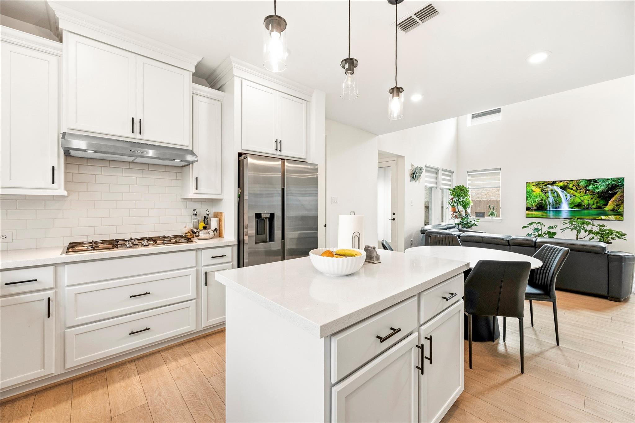21646 Laggan Cliff Lane