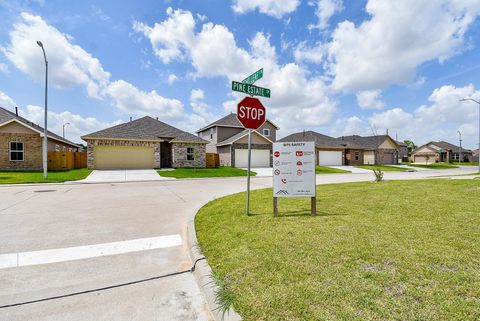 Photo of 2827 Pine Estate Lane, Houston, TX 77014 (MLS # 96707932) Photo of 2827 Pine Estate Lane, Houston, TX 77014 (MLS # 96707932)