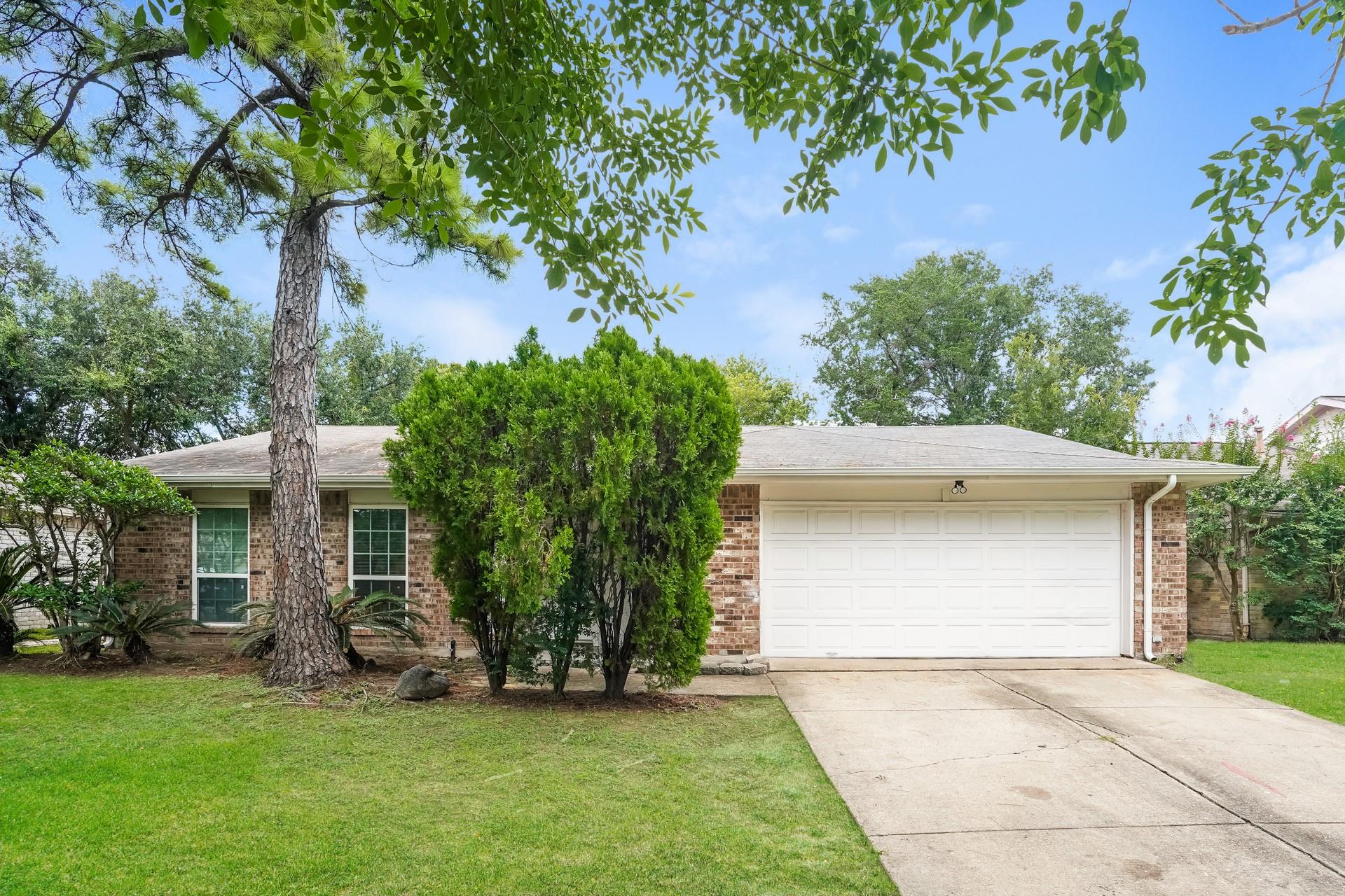 5622 Bridge Forest Drive