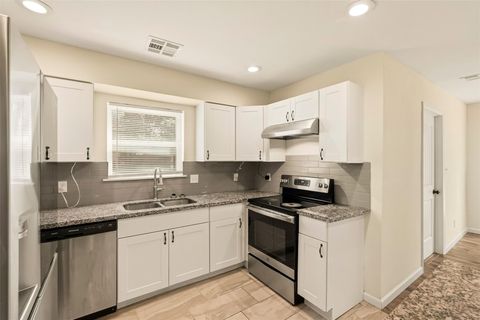 Tiny photo for 718 Oder Lane, Houston, TX 77090 (MLS # 51693784)