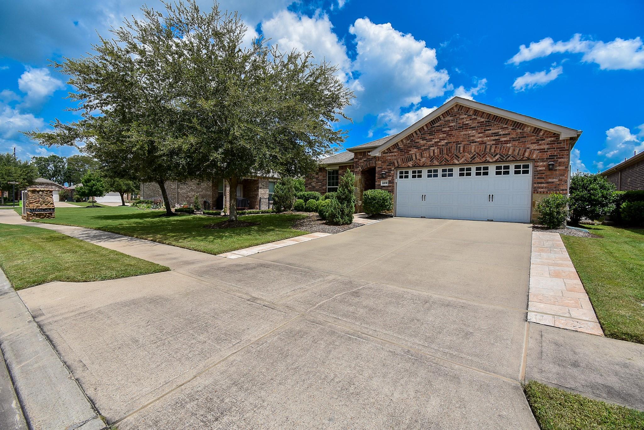2819 Button Bush Drive