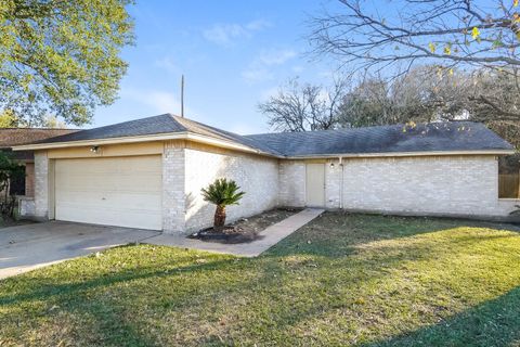 Photo of 7622 Millbrae Lane, Houston, TX 77041 (MLS # 80436443)
