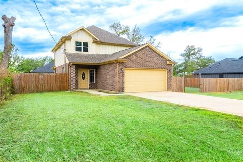 Photo of 25012 Armagh Street, Hempstead, TX 77445 (MLS # 31779398)