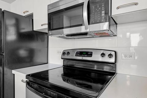 Tiny photo for 3525 Sage Road #504, Houston, TX 77056 (MLS # 83864462)