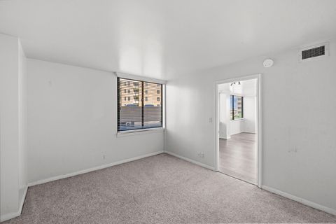 Tiny photo for 3525 Sage Road #504, Houston, TX 77056 (MLS # 83864462)