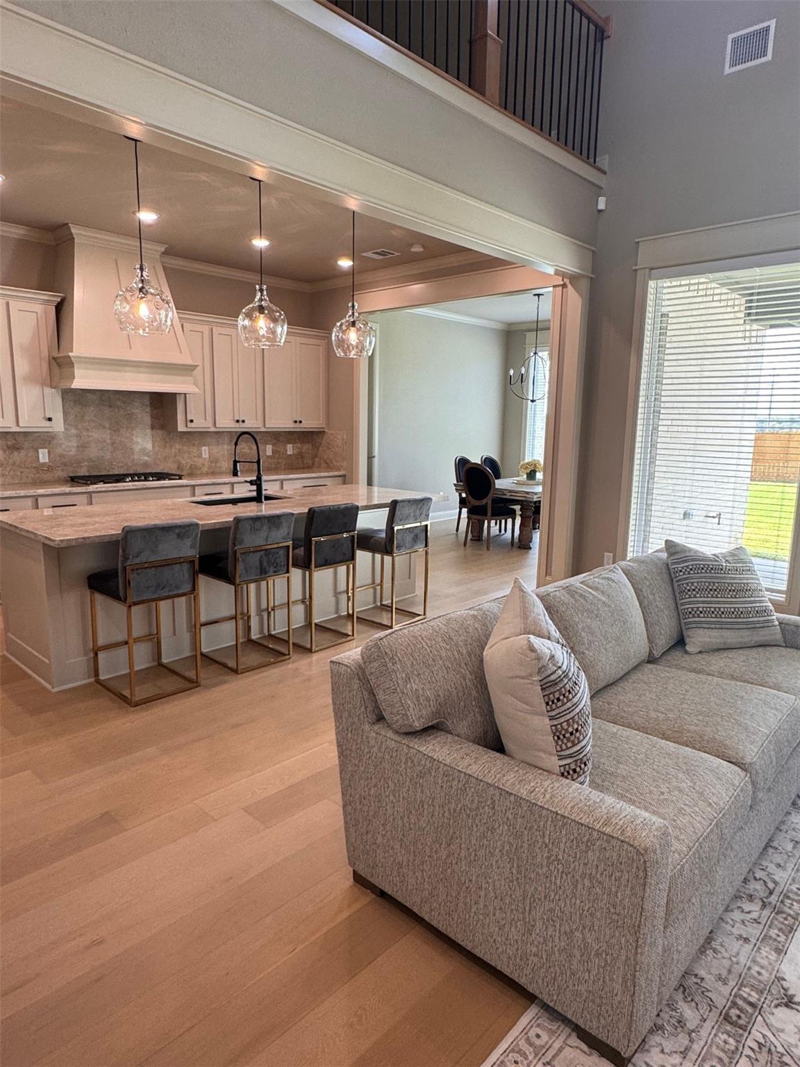 1000 Calaveras Court