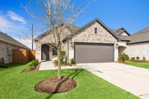 Photo of 8043 Kay Harbor Drive, Cypress, TX 77433 (MLS # 85440814) Photo of 8043 Kay Harbor Drive, Cypress, TX 77433 (MLS # 85440814)