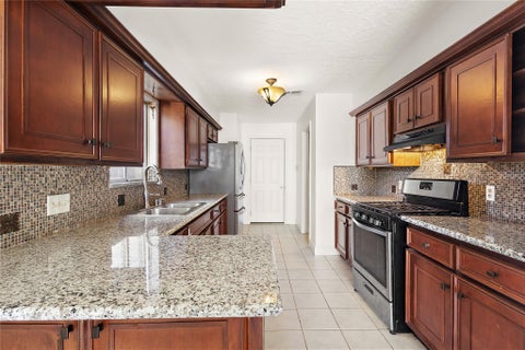 Tiny photo for 3826 Quitman Drive, Pasadena, TX 77505 (MLS # 5409691)