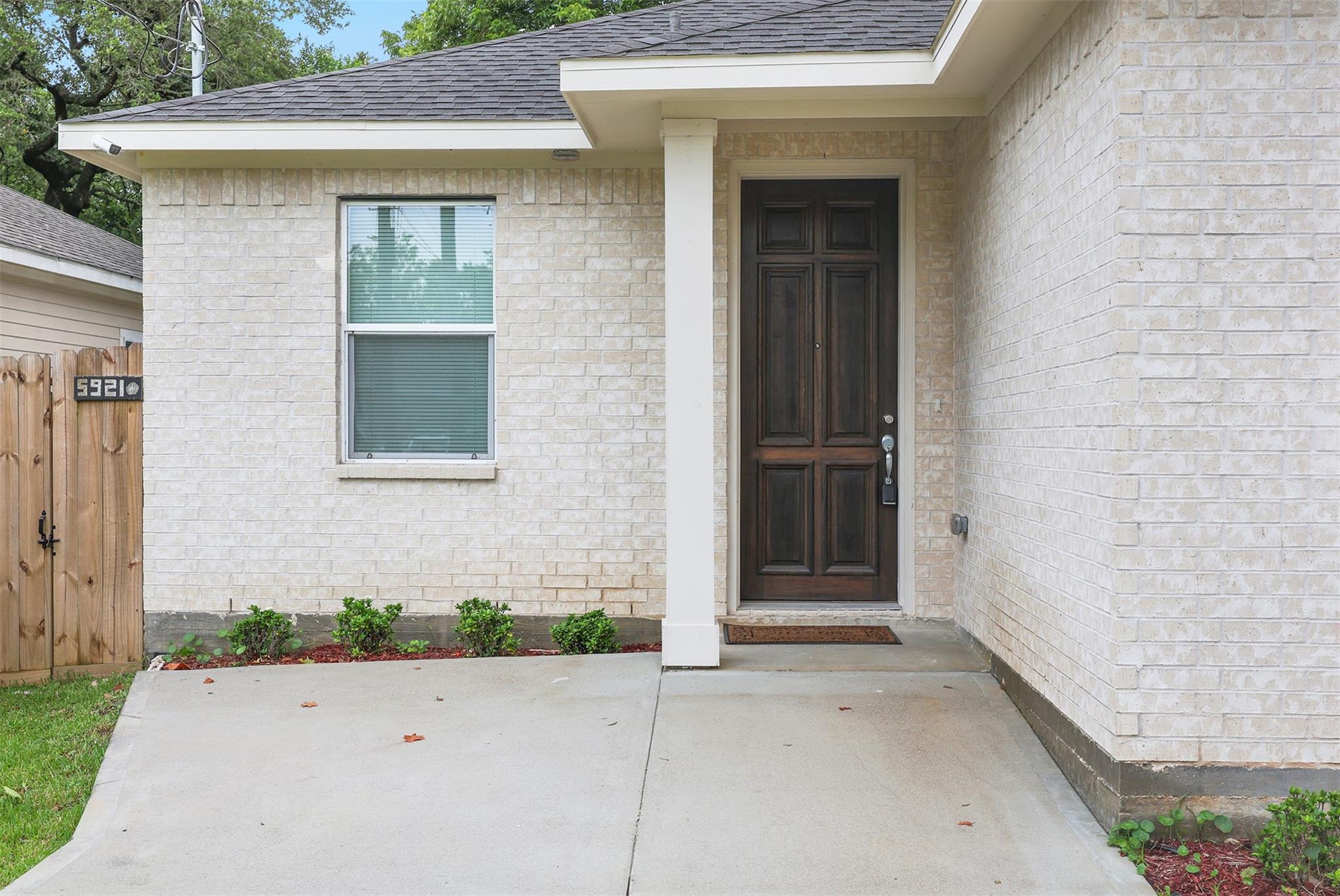 5921 Jackson Lane