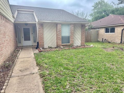 Photo of 10422 Eagle Glen Drive, Houston, TX 77041 (MLS # 55893574)