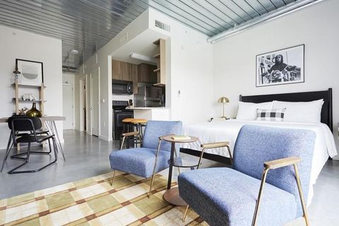 Photo of 3550 Main Street #5402, Houston, TX 77002 (MLS # 98320231)