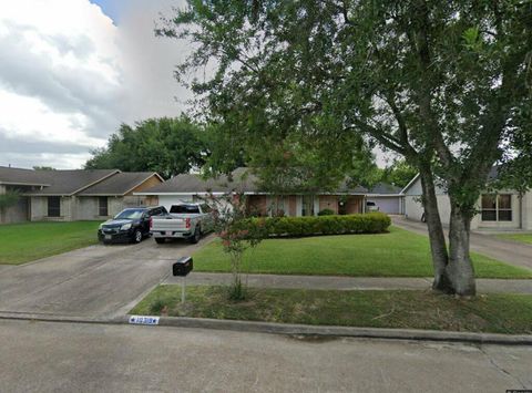 Photo of 10319 Glenkirk Drive, Houston, TX 77089 (MLS # 6957208)