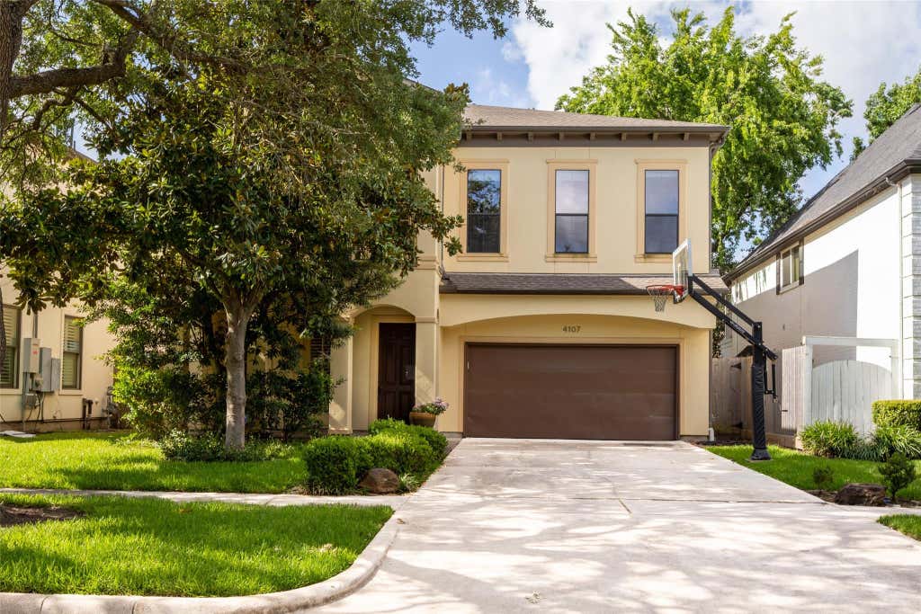 Photo of 4107 Dartmouth Avenue, Houston, TX 77005 (MLS # 47271144)