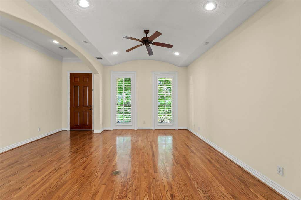 Photo of 4107 Dartmouth Avenue, Houston, TX 77005 (MLS # 47271144)