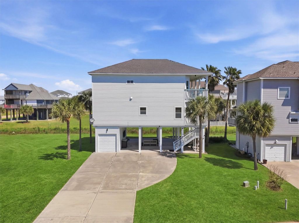 Photo of 4010 Shallow Reef, Galveston, TX 77554 (MLS # 27713580)