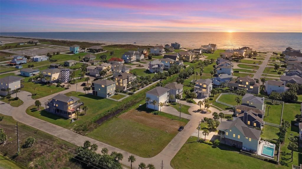 Photo of 4010 Shallow Reef, Galveston, TX 77554 (MLS # 27713580)