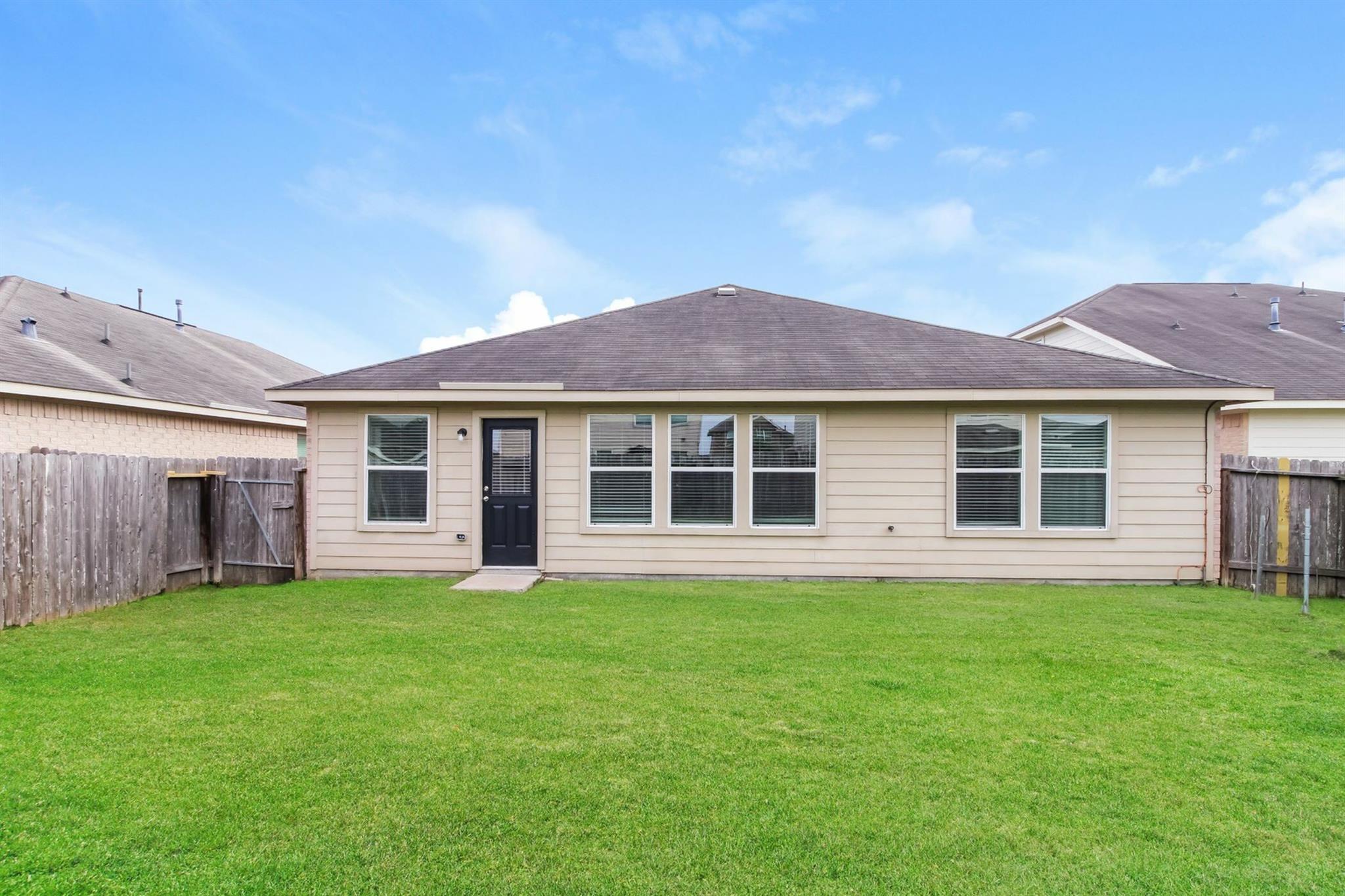 11 Leisure Shore Court