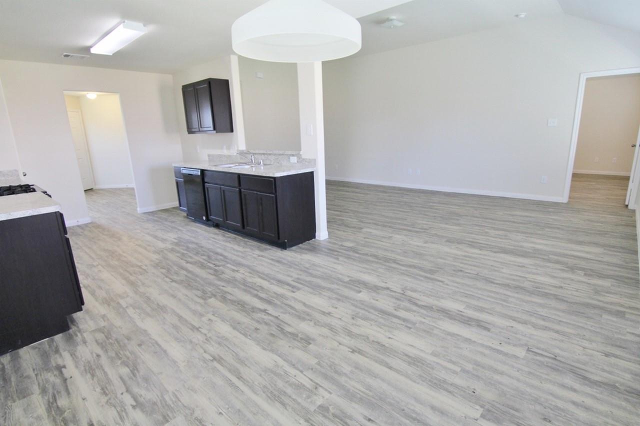11 Leisure Shore Court