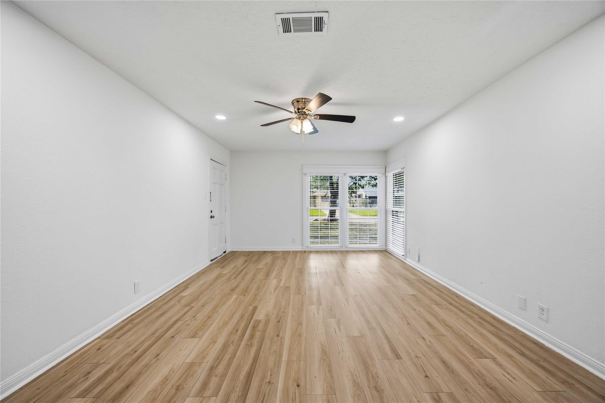 1210 14th Avenue N