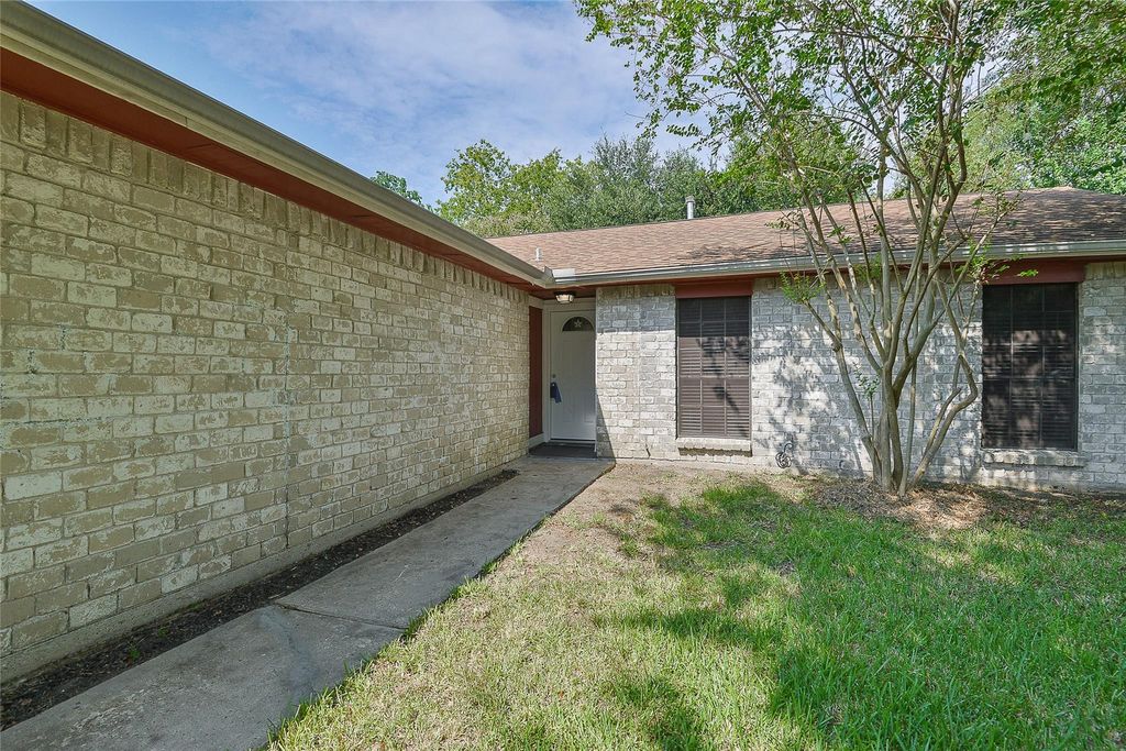 Photo of 19823 Burle Oak Drive, Humble, TX 77346 (MLS # 94460869)