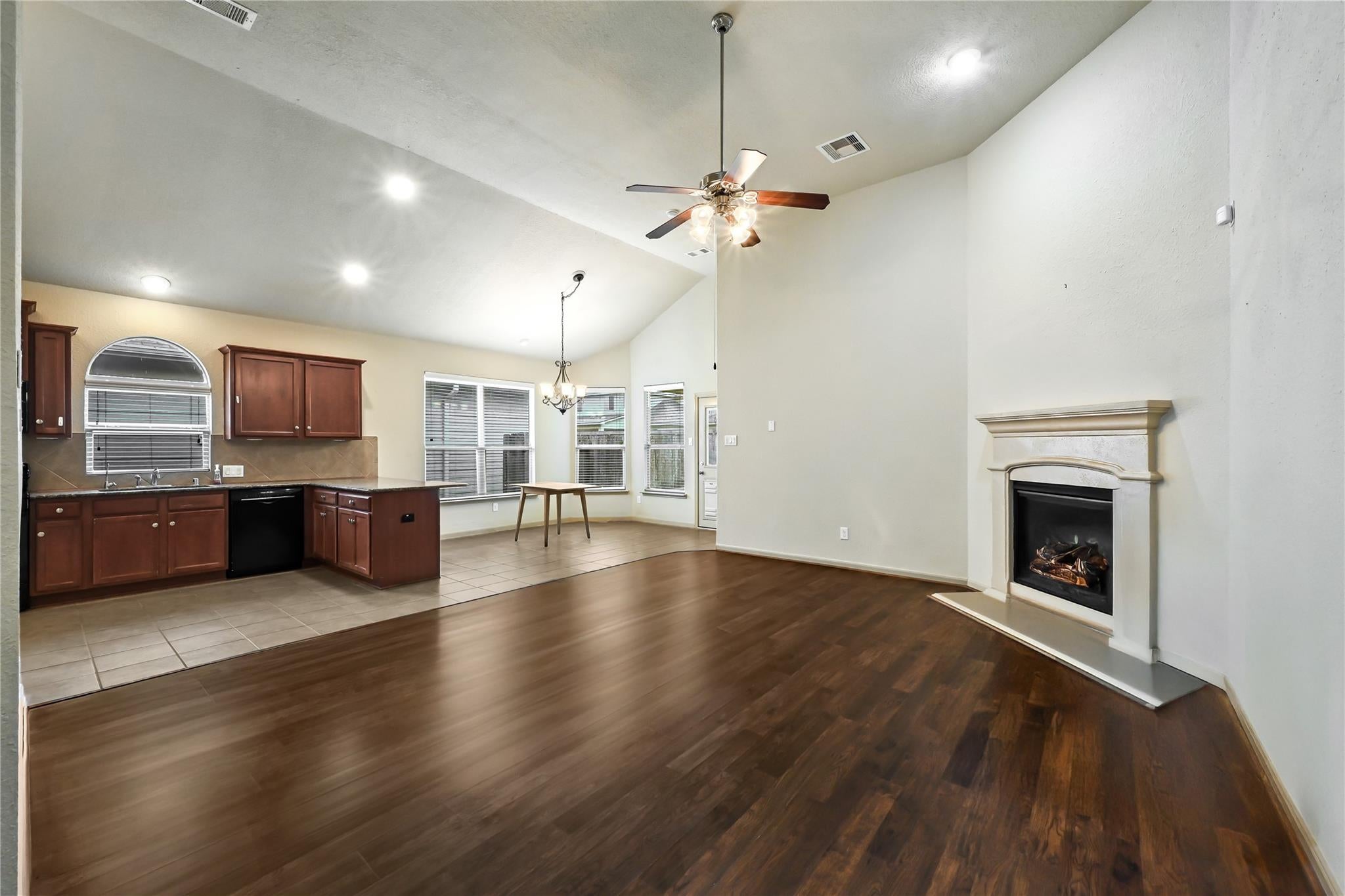 8706 Sunrise Canter Drive