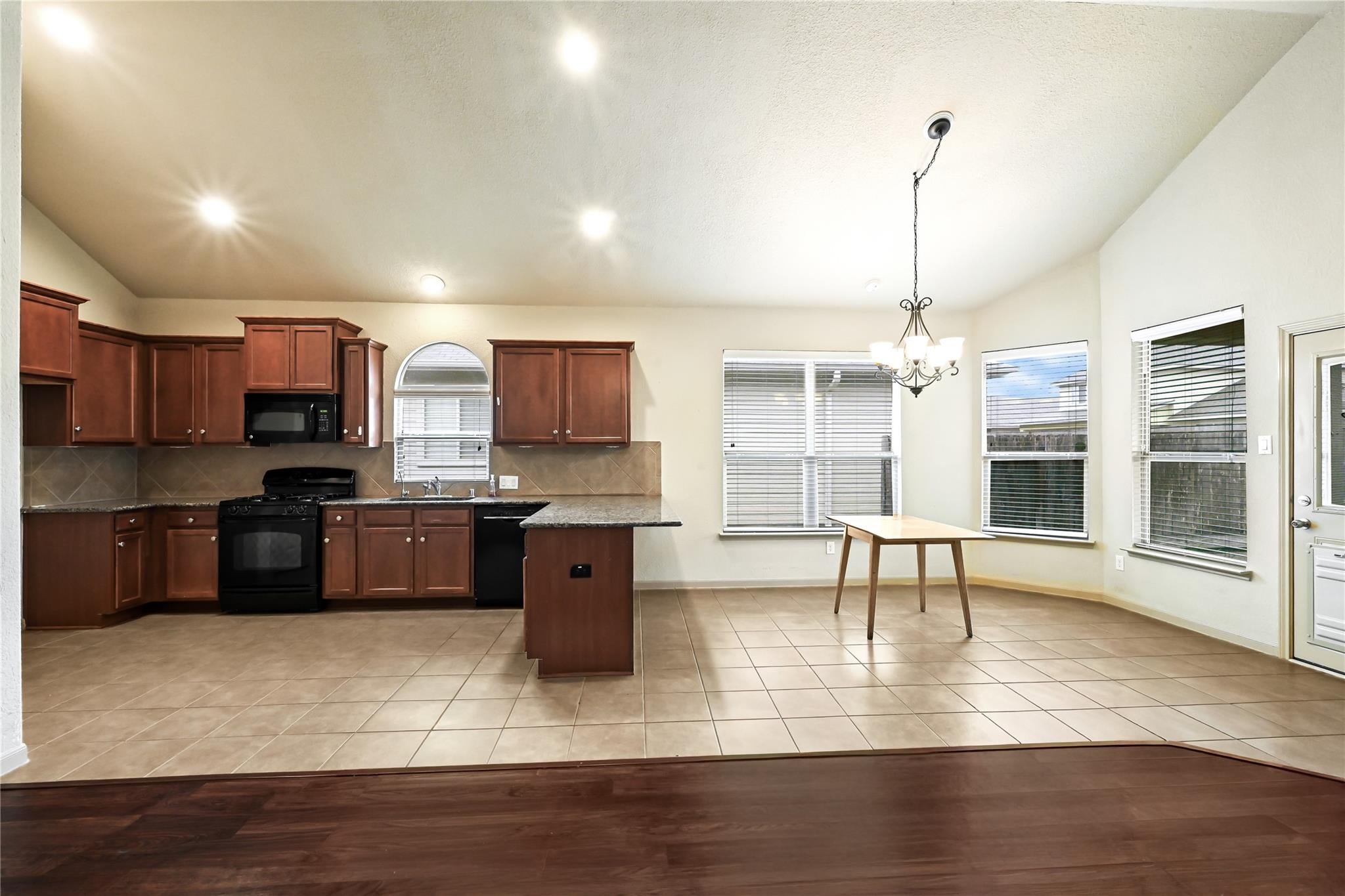 8706 Sunrise Canter Drive