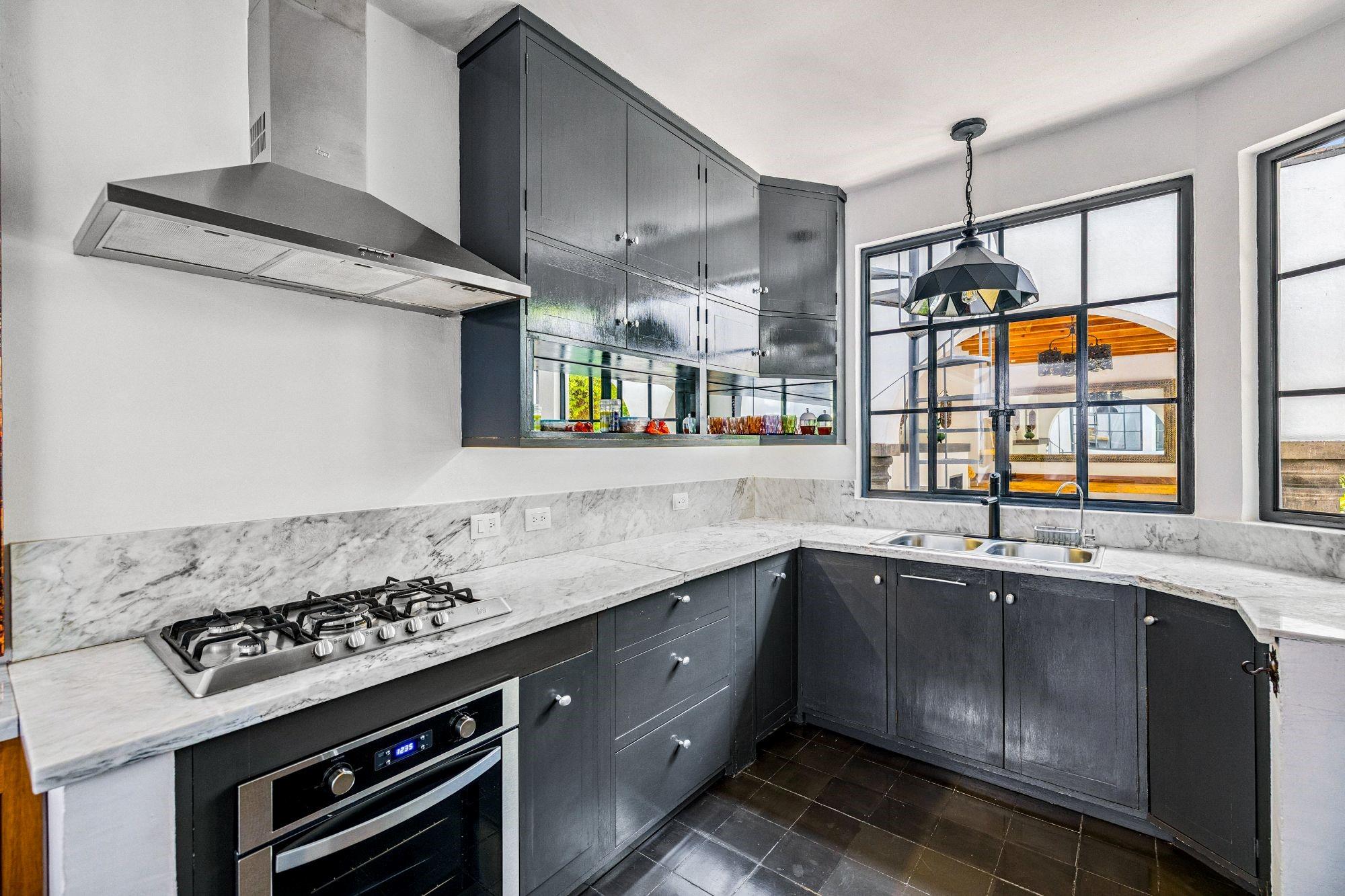 Mexico, 3 Bedrooms Bedrooms, ,4 BathroomsBathrooms,Residential,Active,220330