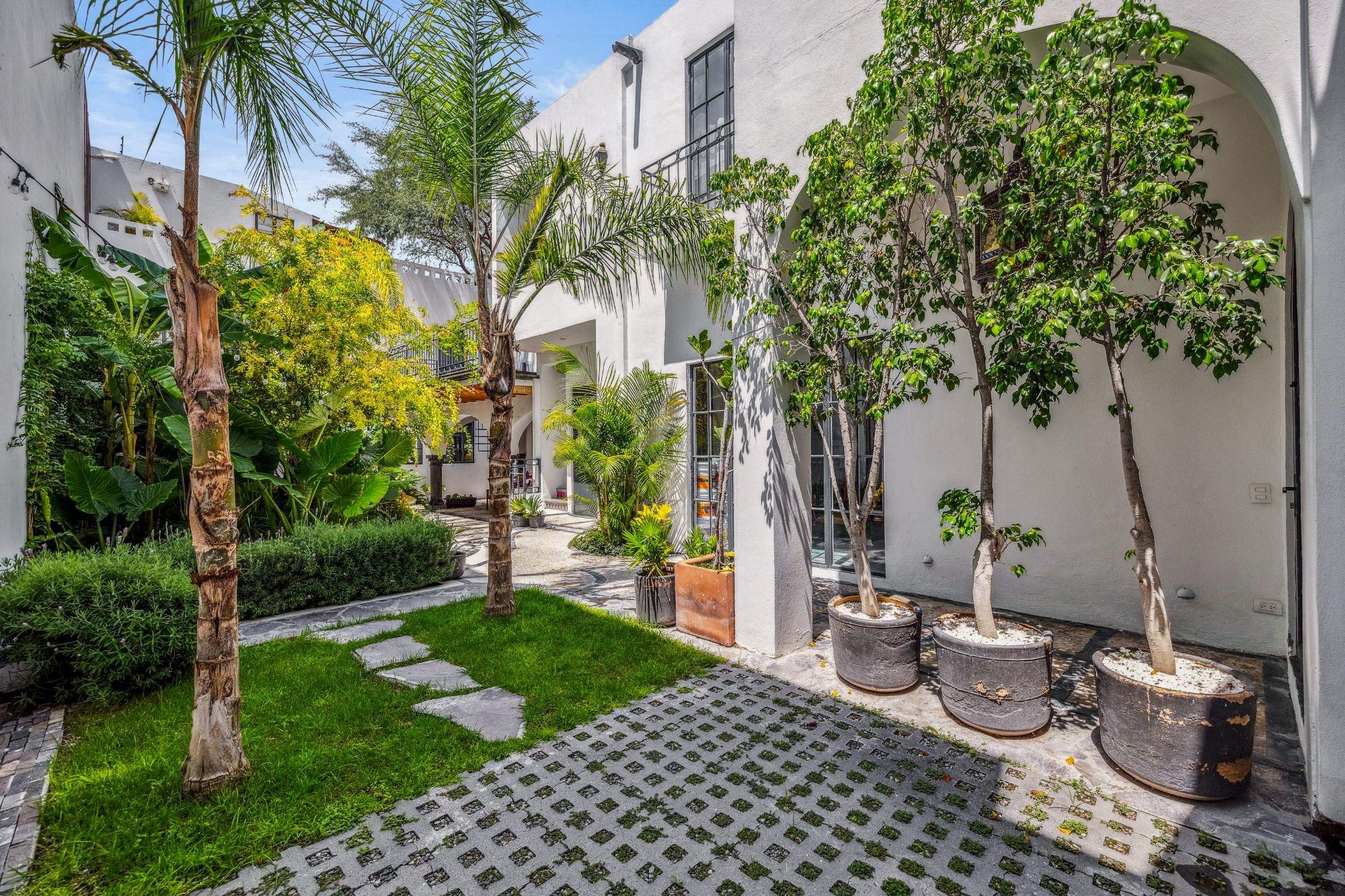 Mexico, 3 Bedrooms Bedrooms, ,4 BathroomsBathrooms,Residential,Active,220330