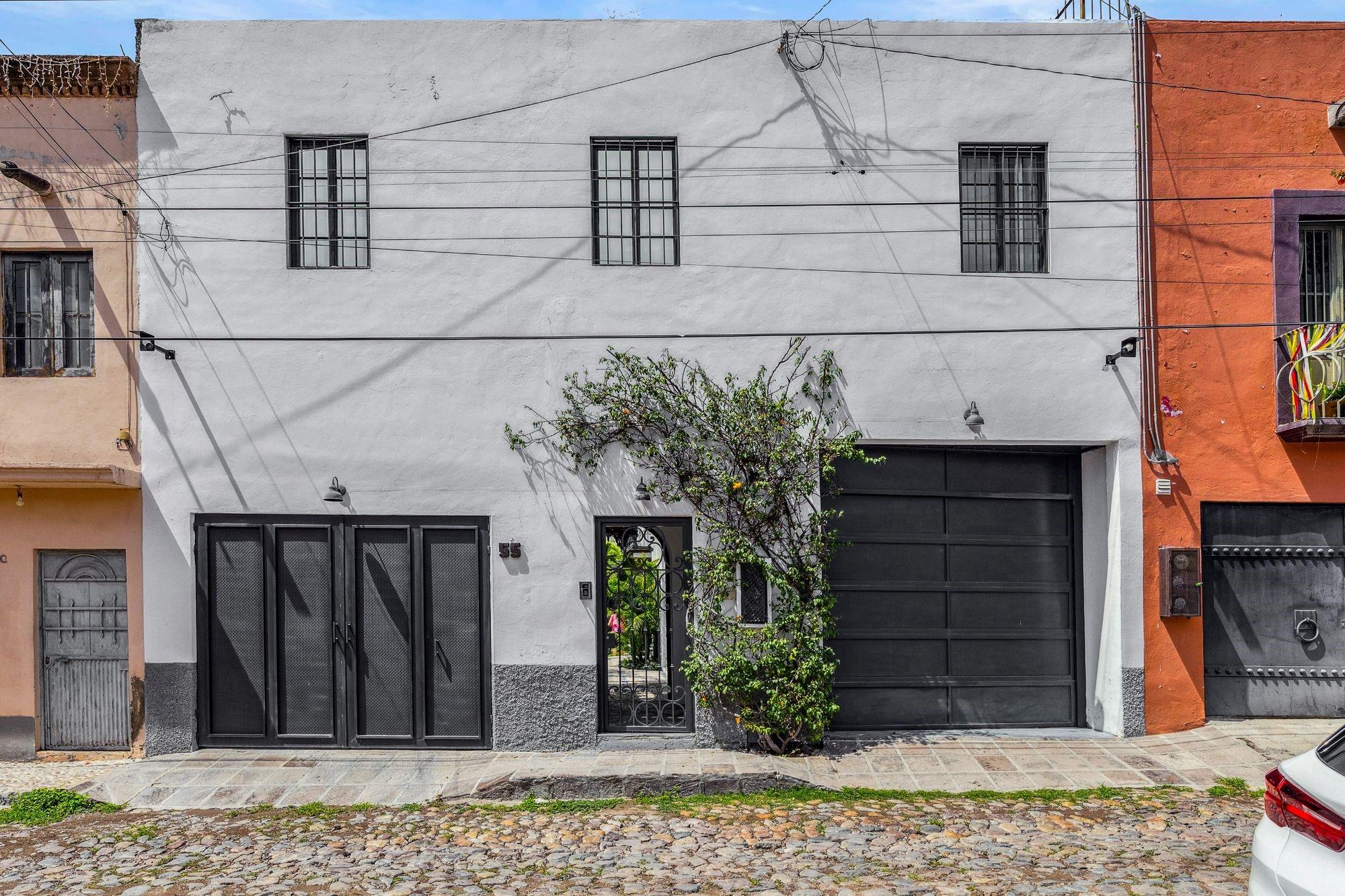 Mexico, 3 Bedrooms Bedrooms, ,4 BathroomsBathrooms,Residential,Active,220330