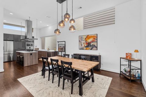 Photo of 1159 W 18th Street, Houston, TX 77008 (MLS # 75428286)
