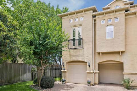 Photo of 6210 Sutherland Square, Houston, TX 77081 (MLS # 88693341)