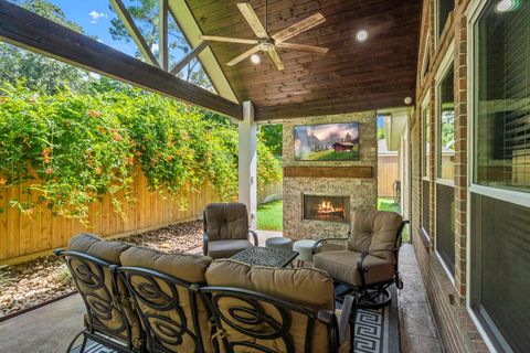 Photo of 11534 Lakewood Place, Houston, TX 77070 (MLS # 25872867)
