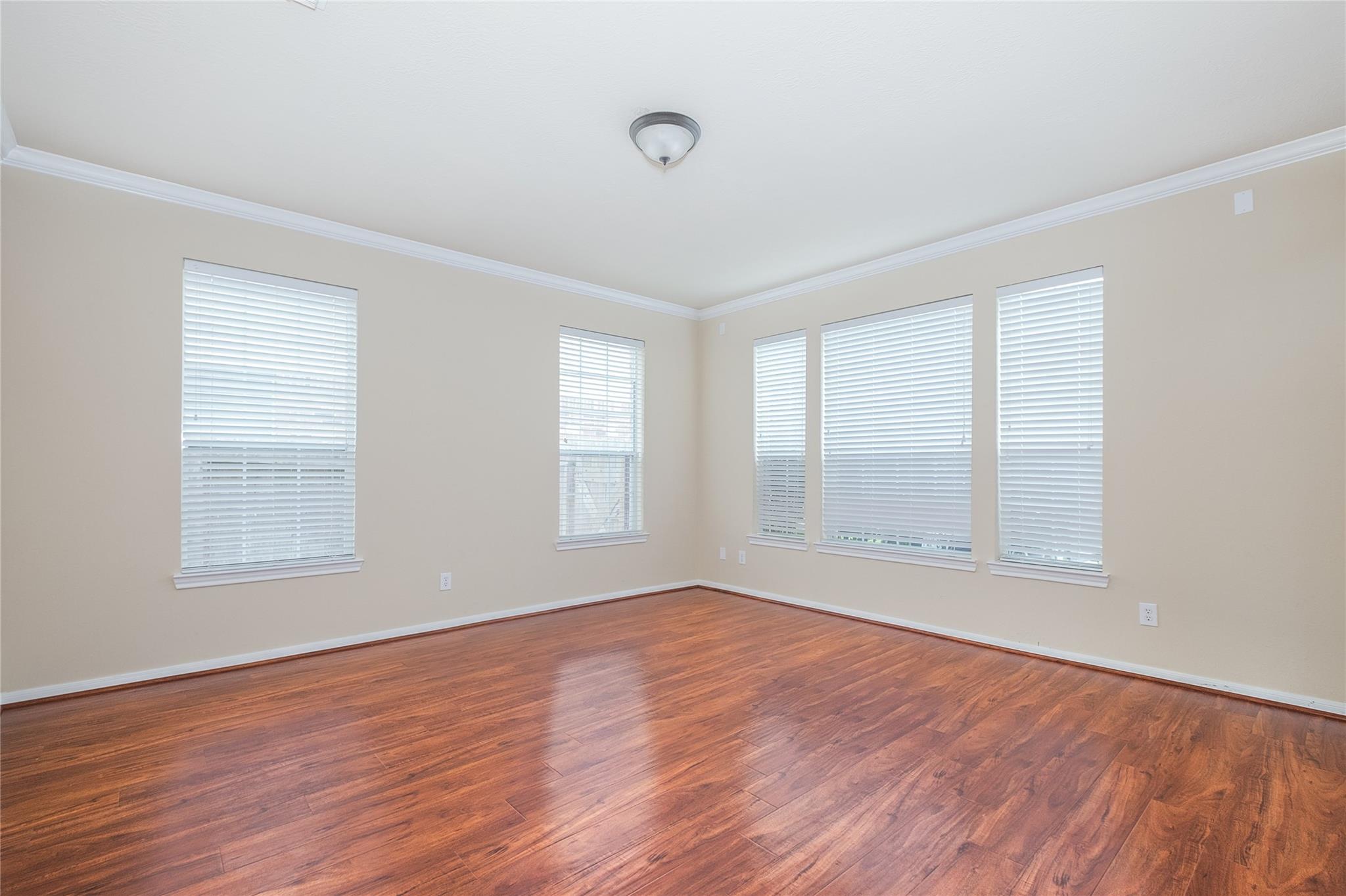 26114 Sandersgate Lane