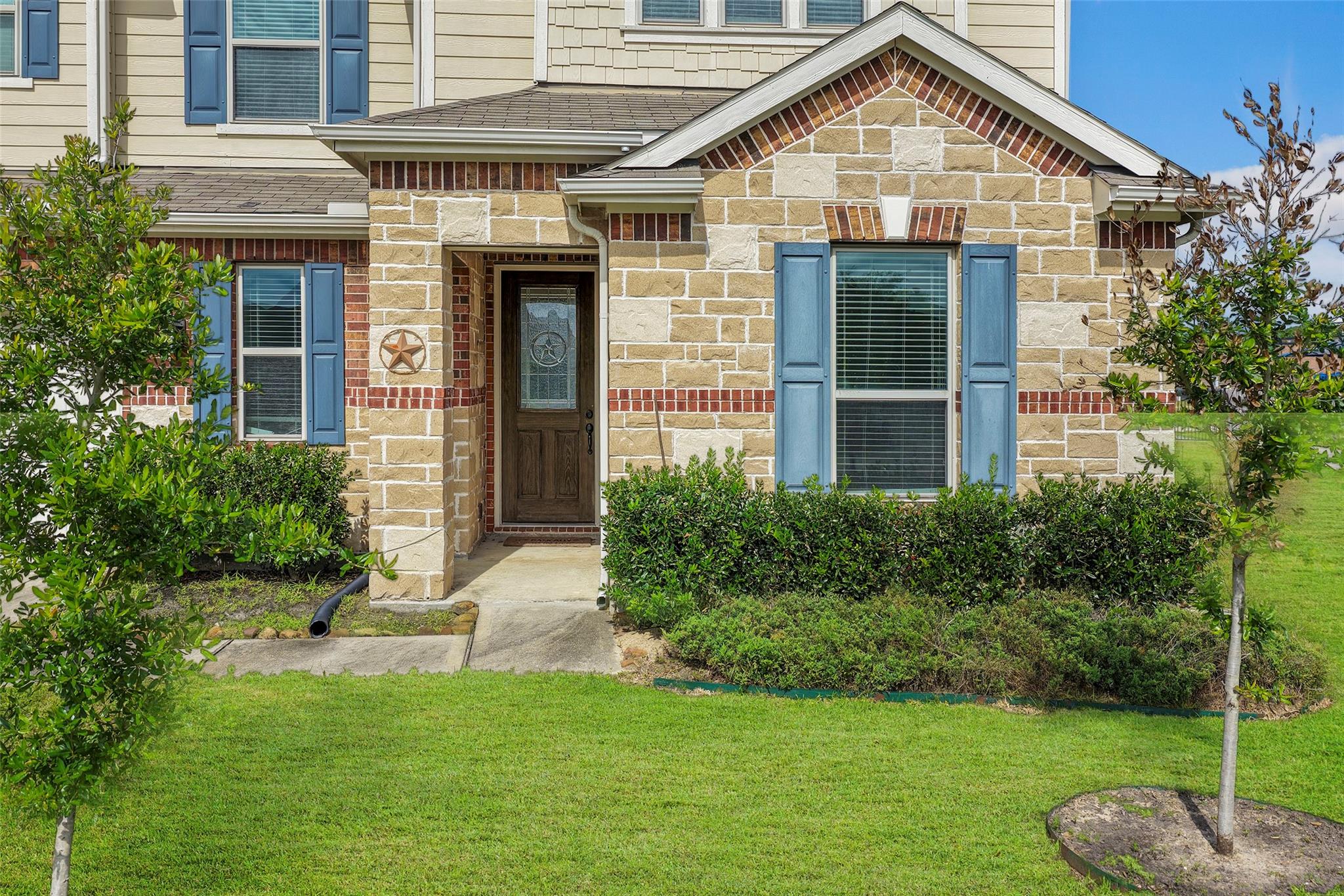 20519 Pembridge Green Drive