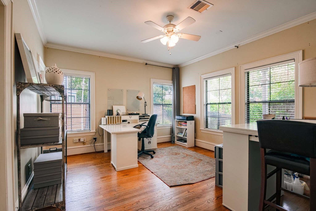 Photo of 2714 Nicholson Street, Houston, TX 77008 (MLS # 51498188)